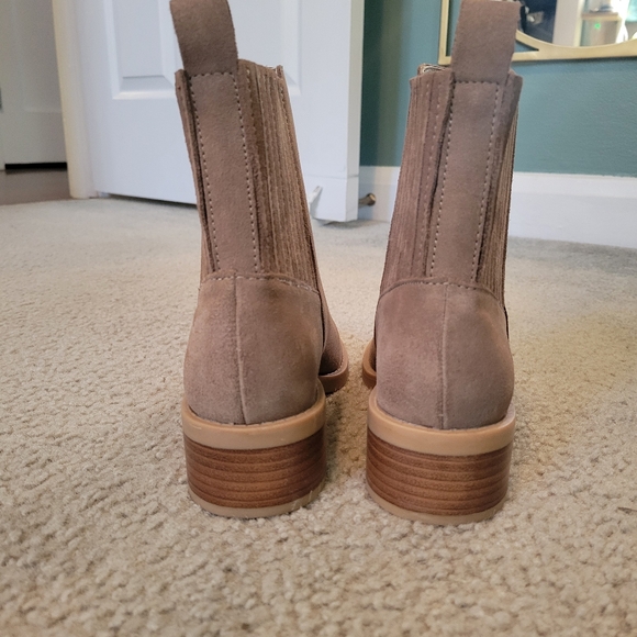 Dolce Vita boot - Picture 4 of 5